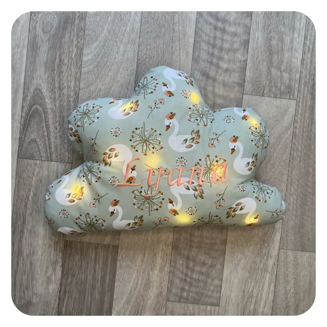 jane-couture-d-co-coussin-nuage-lumineux-personnalis-coton image 1