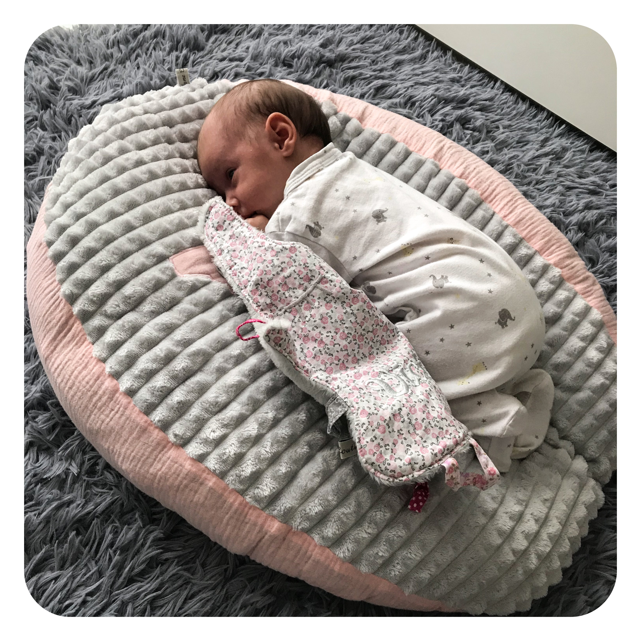 jane-couture-housse-lastiqu-e-coussin-maternit-coton image 1