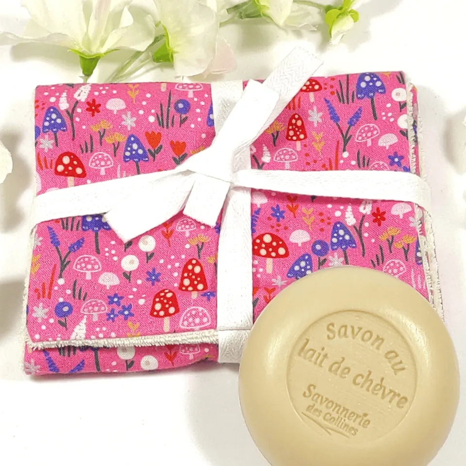 au-bonheur-de-petite-fleur-pochette-savon-coton-bio-rose-voyage image 1