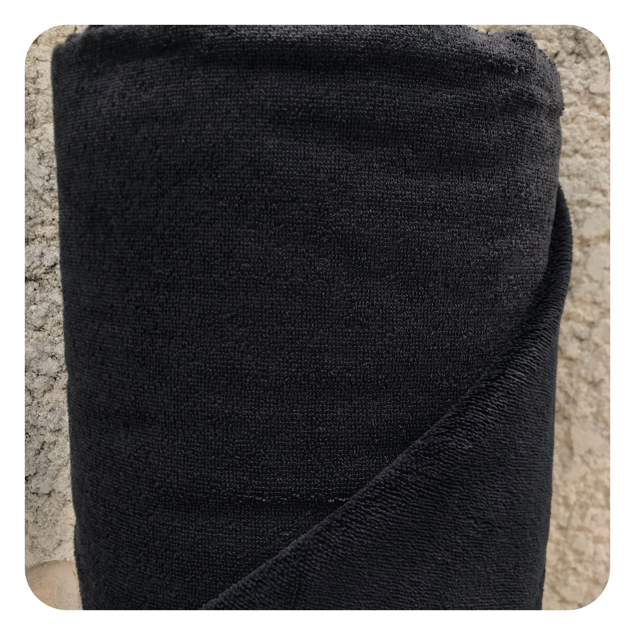 jane-couture-tissus-en-vente-noir-tissu-sweat-bambou-305-g-m image 1