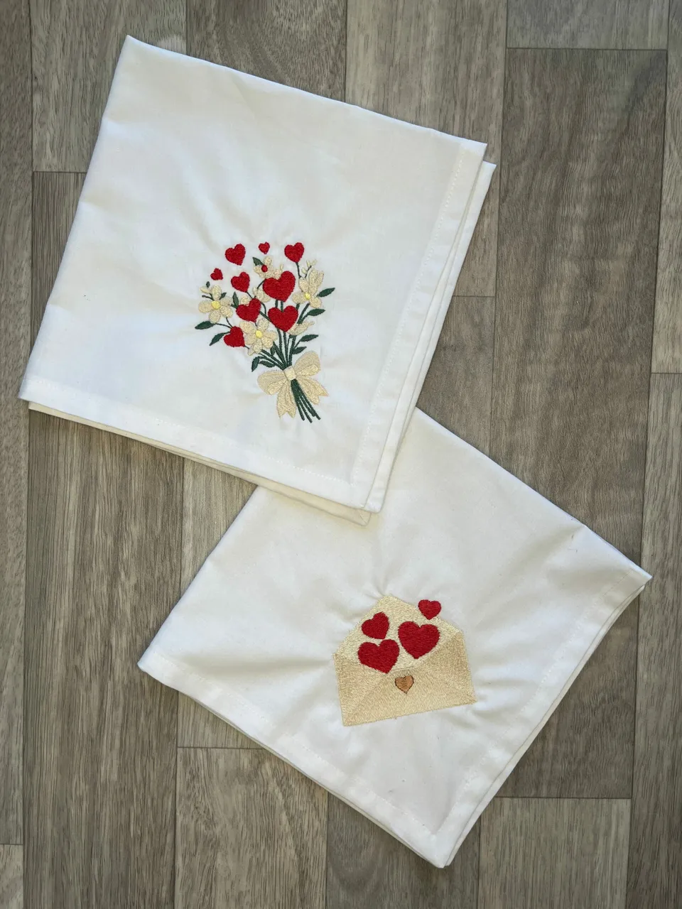 jane-couture-st-valentin-serviette-table-coton-brod-e-oekotex image 1