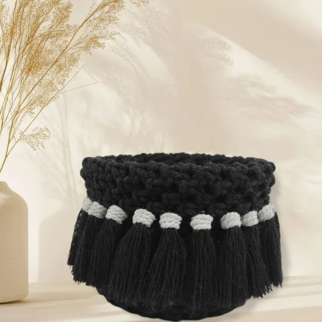 au-bonheur-de-petite-fleur-corbeille-macram-noire-grise-fond-bois image 1