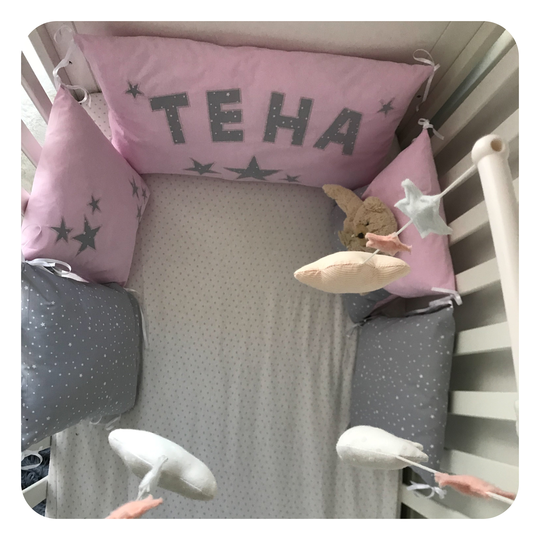 jane-couture-d-co-tour-de-lit-coussins-b-b-coton-pr-nom-d-houssable image 4