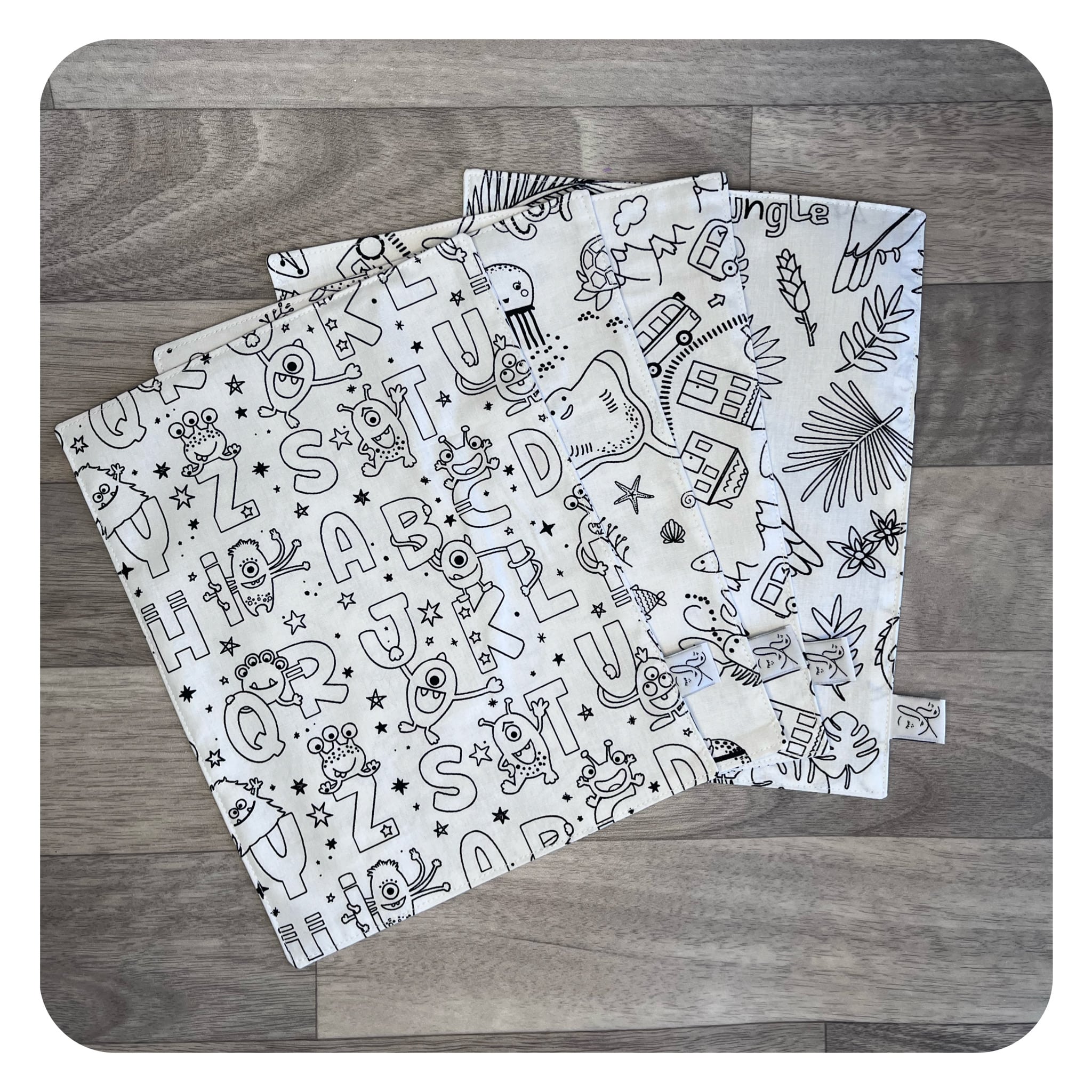 jane-couture-feuilles-coloriage-tissu-coton-lavable-20-5x27-cm image 1