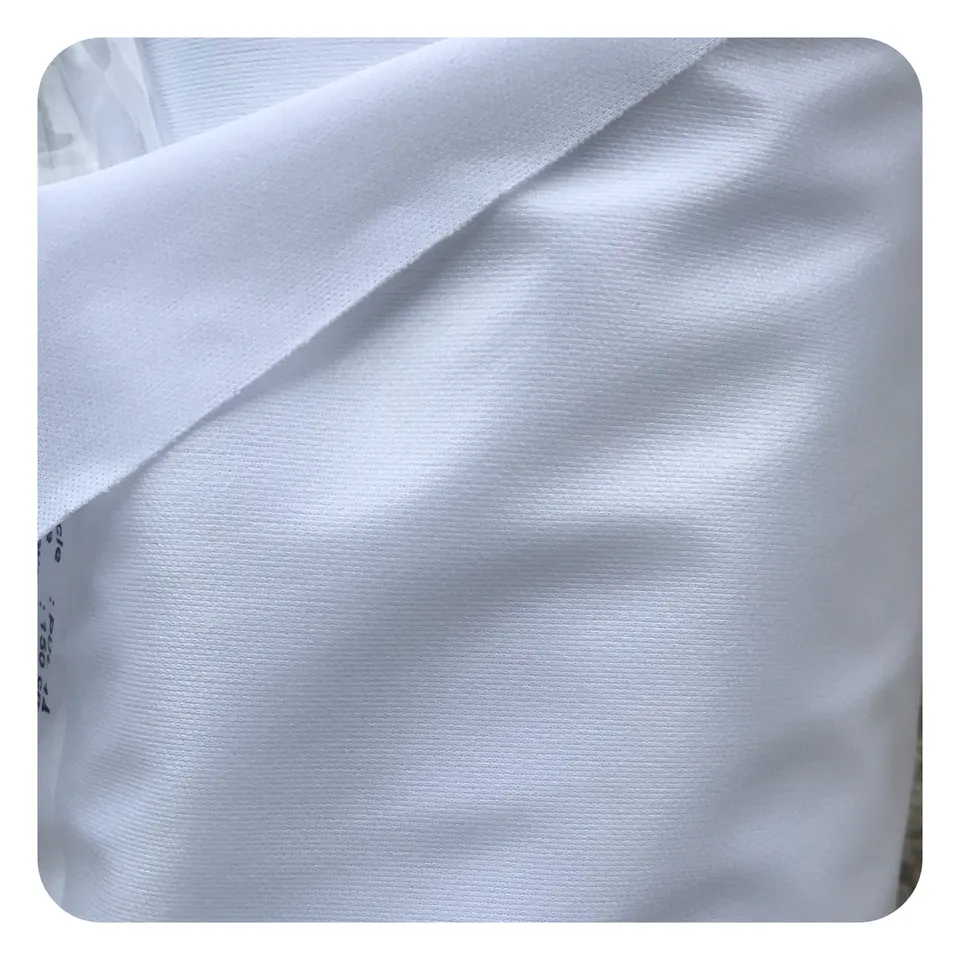 jane-couture-pul-de-coton-bio-blanc-et-noir-tissu-imperm-able image 1