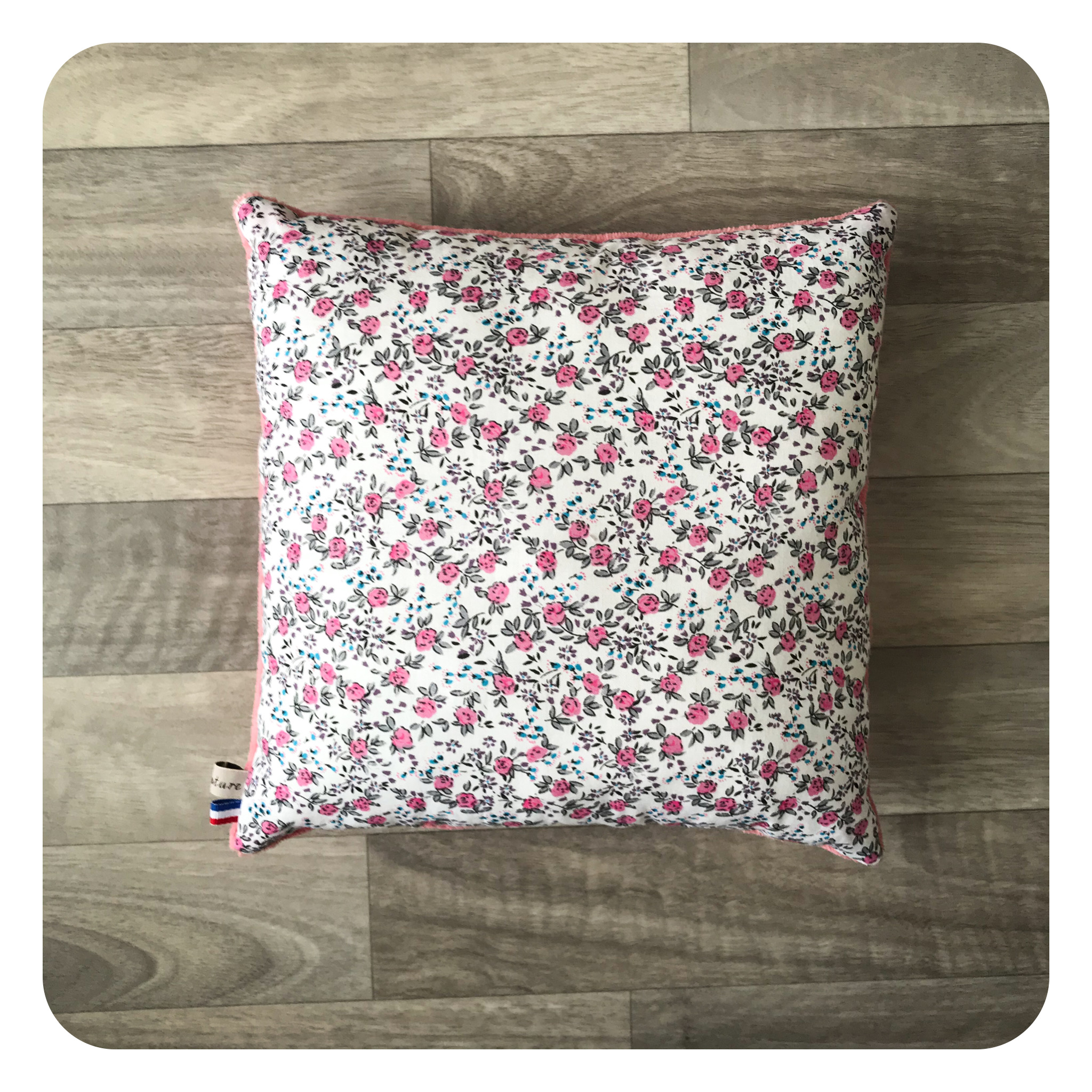 jane-couture-dodo-petit-coussin-moumoute-coussin-30x30-cm-coton image 4