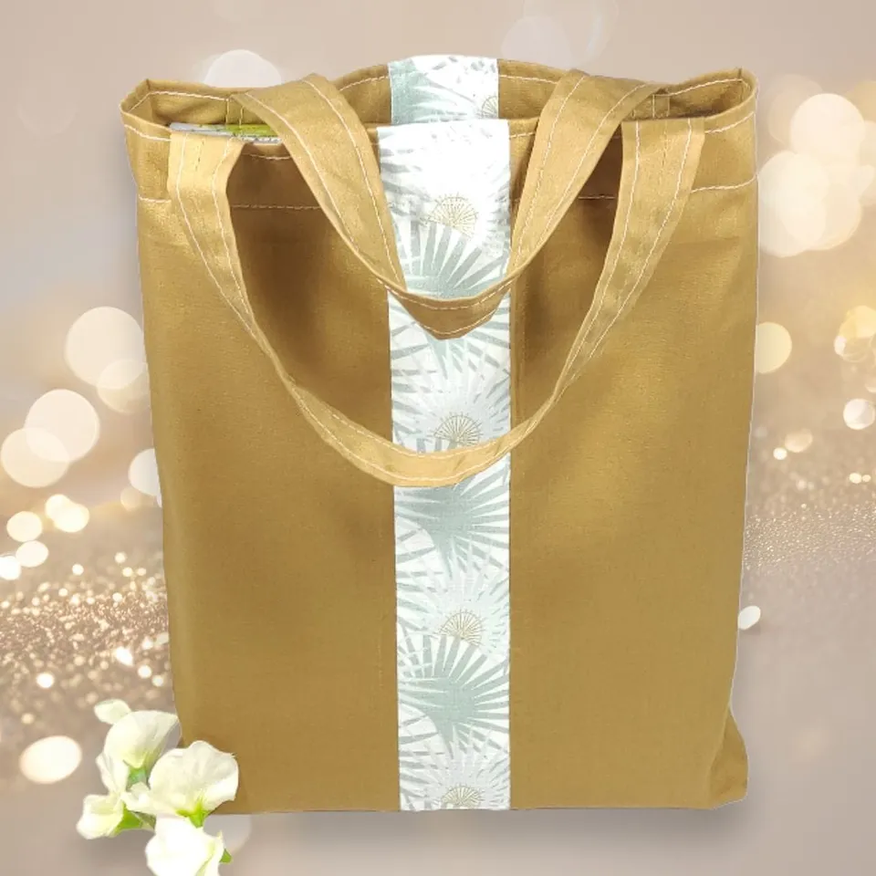 au-bonheur-de-petite-fleur-pochette-cadeau-tissu-vert-dor-r-utilisable image 1