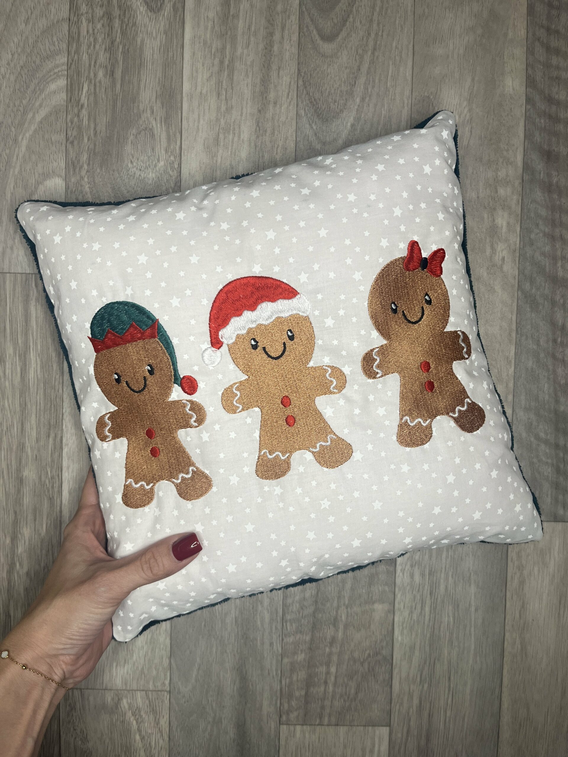 jane-couture-dodo-coussin-famille-pain-d-pices-coussin-30cm-vert image 2