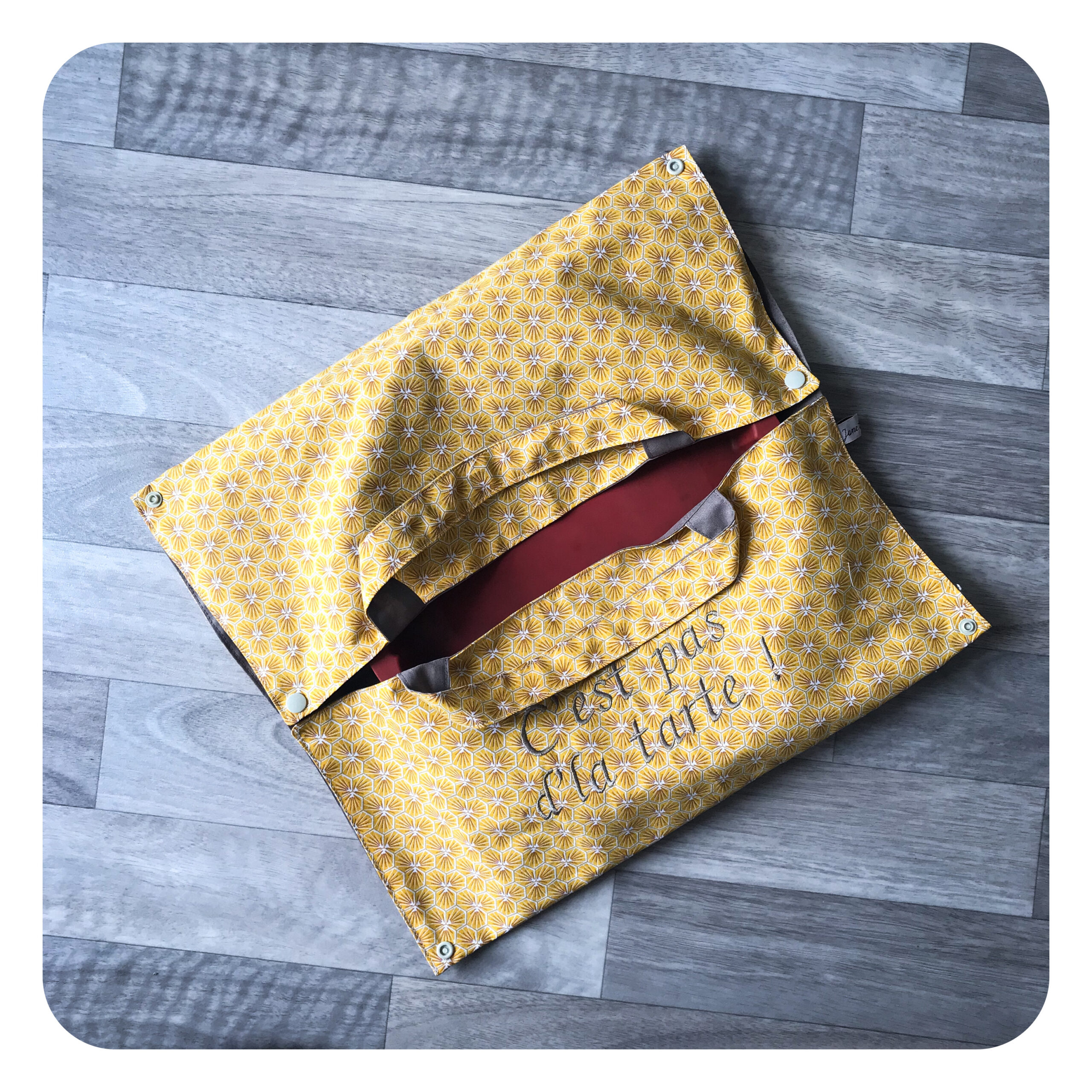 jane-couture-z-ro-d-chet-porte-tarte-cake-coton-broderie image 4