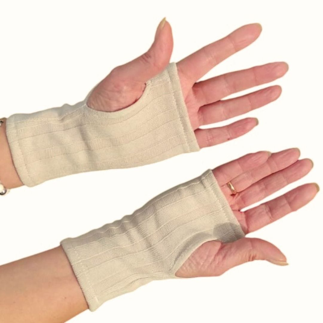 au-bonheur-de-petite-fleur-mitaines-mi-saison-beige-gants-coton-femme image 5