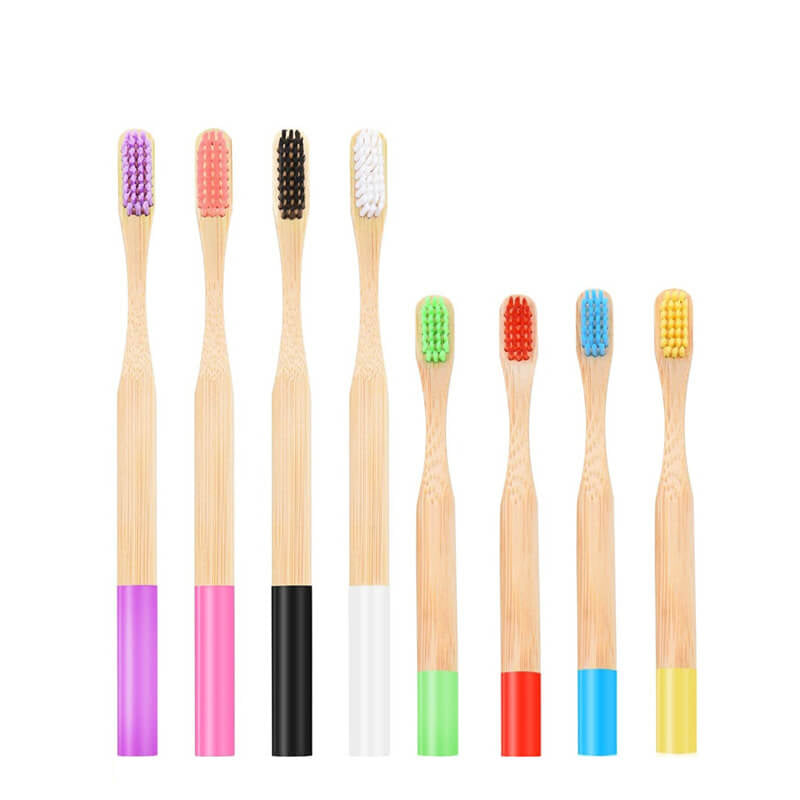 hilloo-pack-famille-brosse-dents-bambou-8-pcs-souple image 1