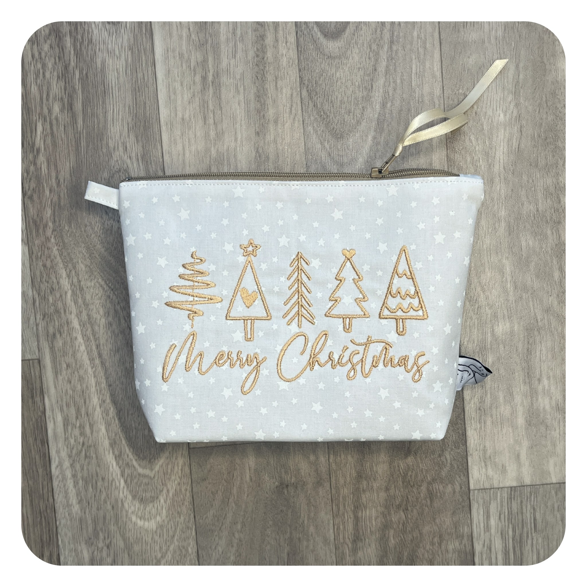jane-couture-les-occasions-trousse-brod-e-merry-christmas-coton image 3