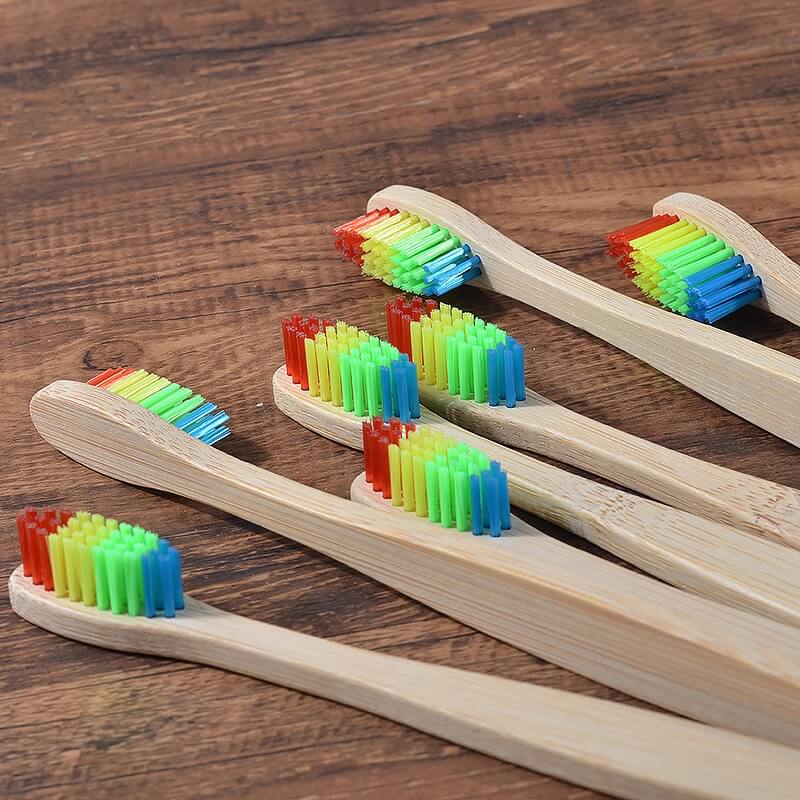 hilloo-brosses-dents-bambou-arc-en-ciel-enfant-5-pcs-souple image 2