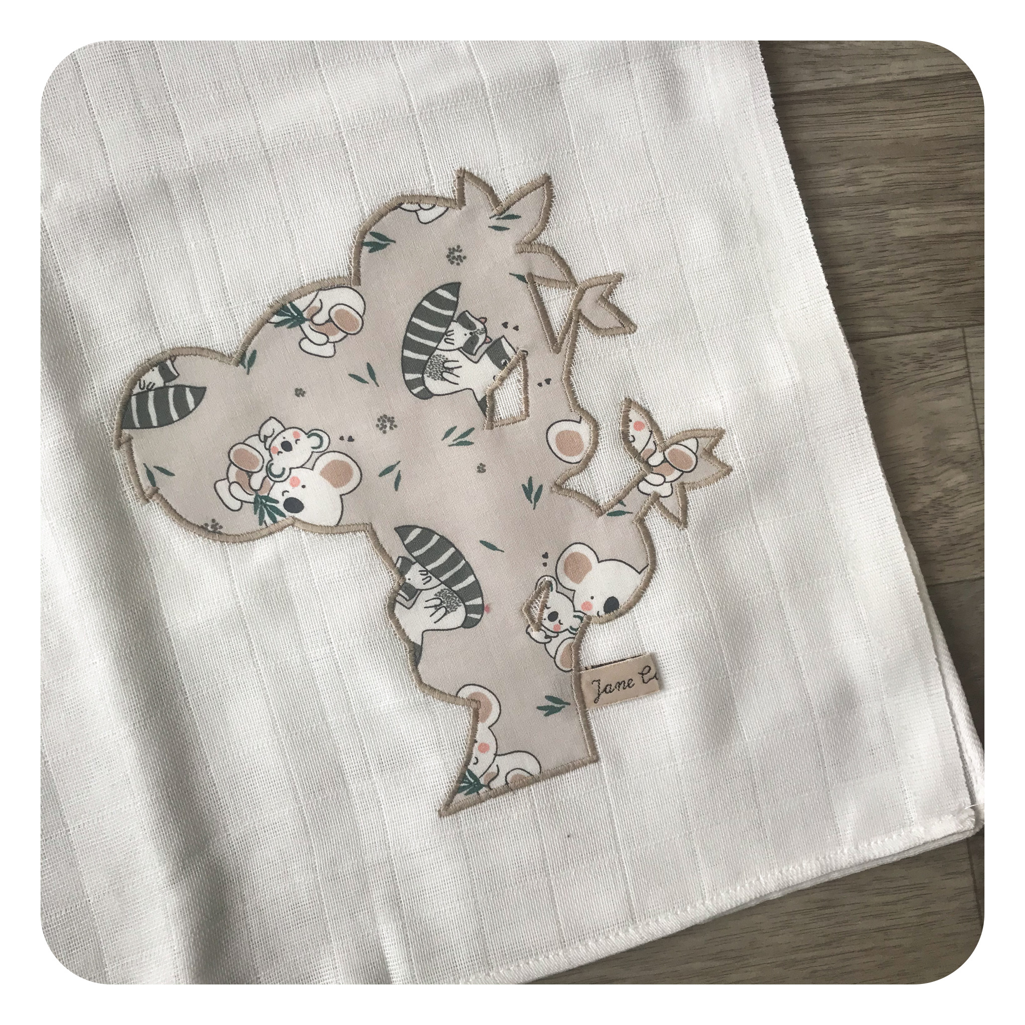 jane-couture-lange-mousseline-coton-70x70-anneau-dentition image 6